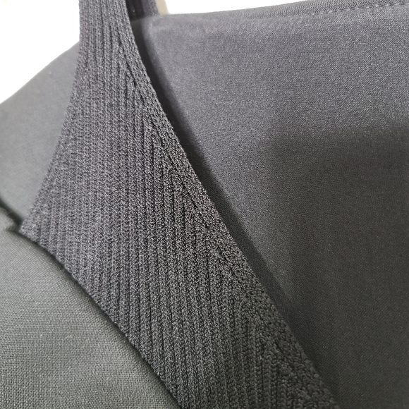 Cushnie et Ochs Off Shoulder Cropped Jumpsuit - Picture 4 of 7